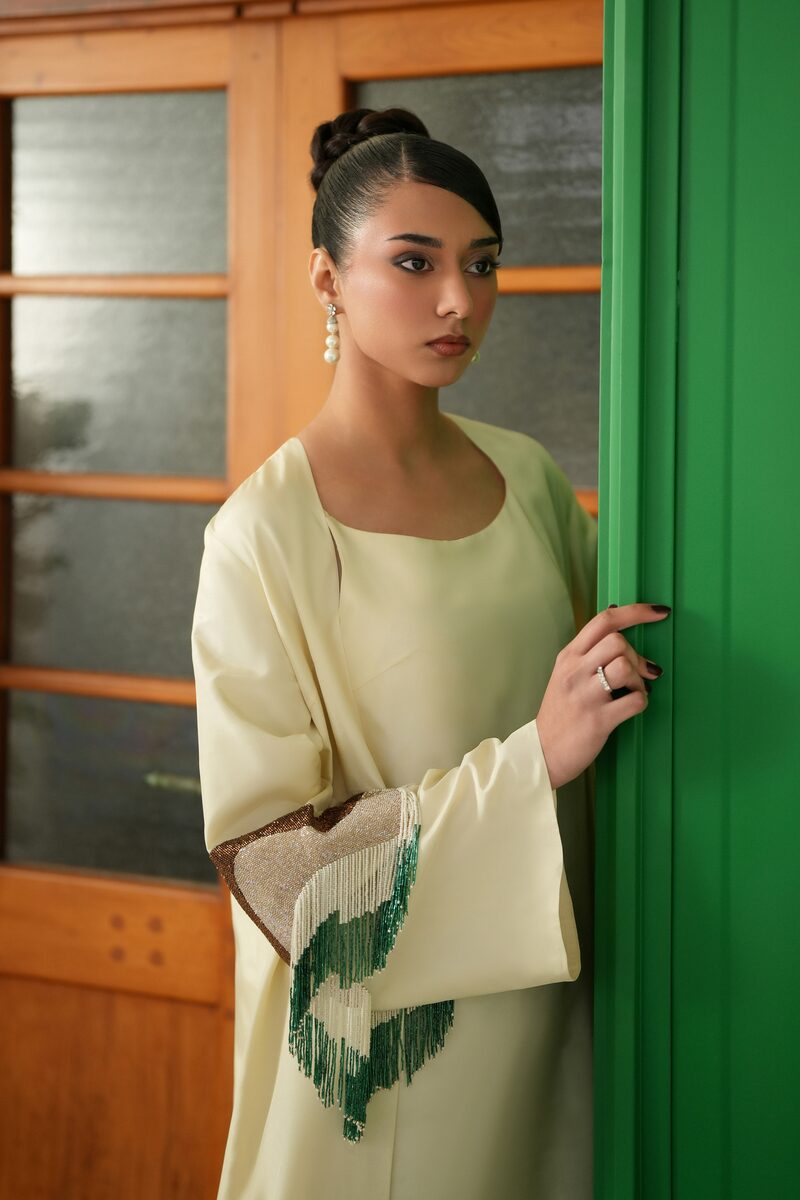Durra, ivory gown